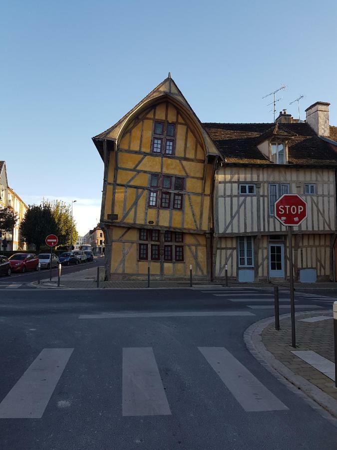 Appartement Du Vieux Troyes Dış mekan fotoğraf